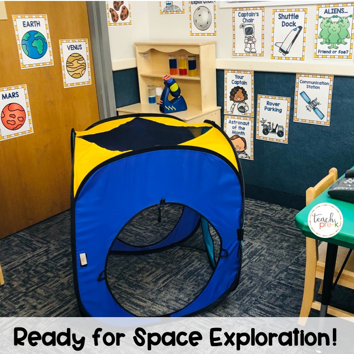space-dramatic-play